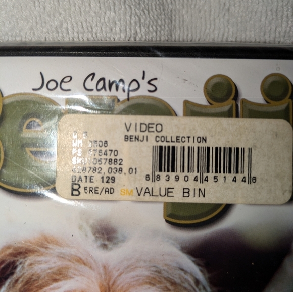 Benji The Ultimate 4-Movie Collection NWT - Picture 4 of 5